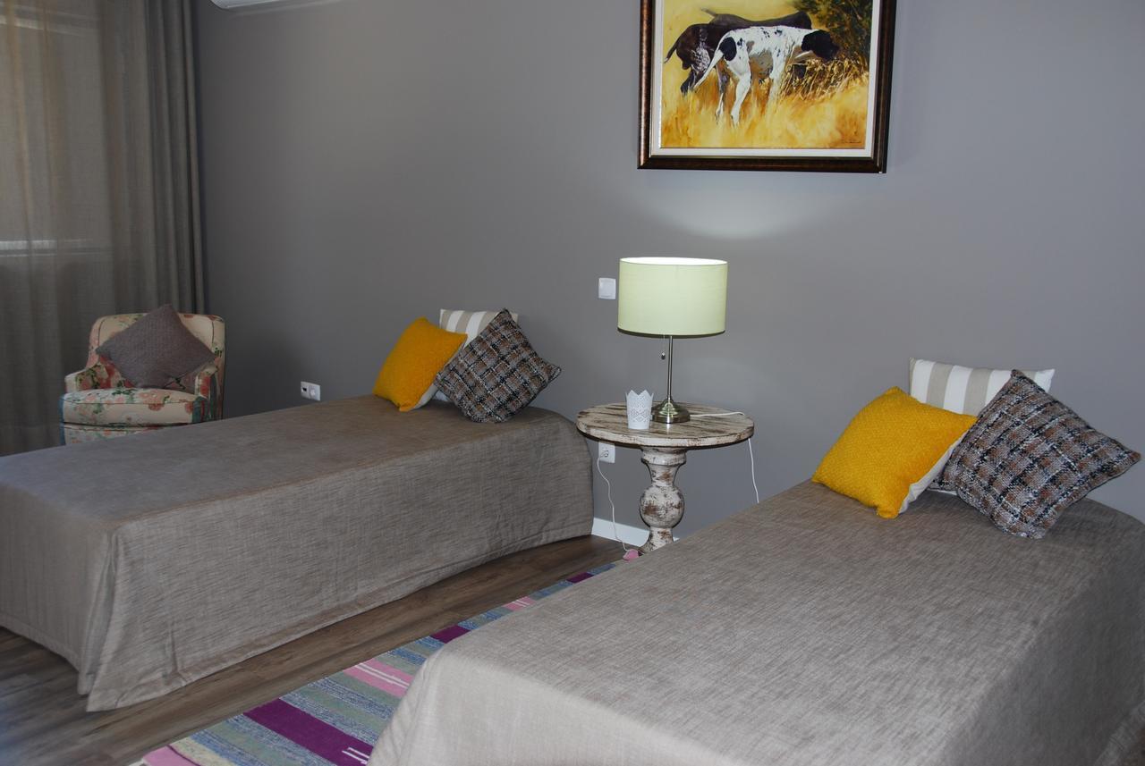 Quinta Da Torre - Casas De Campo Bed & Breakfast Alenquer Ngoại thất bức ảnh