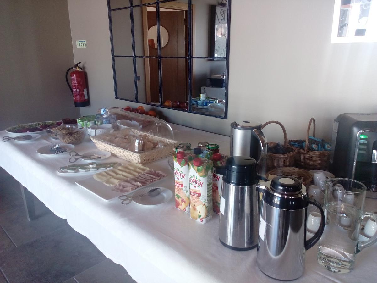 Quinta Da Torre - Casas De Campo Bed & Breakfast Alenquer Ngoại thất bức ảnh